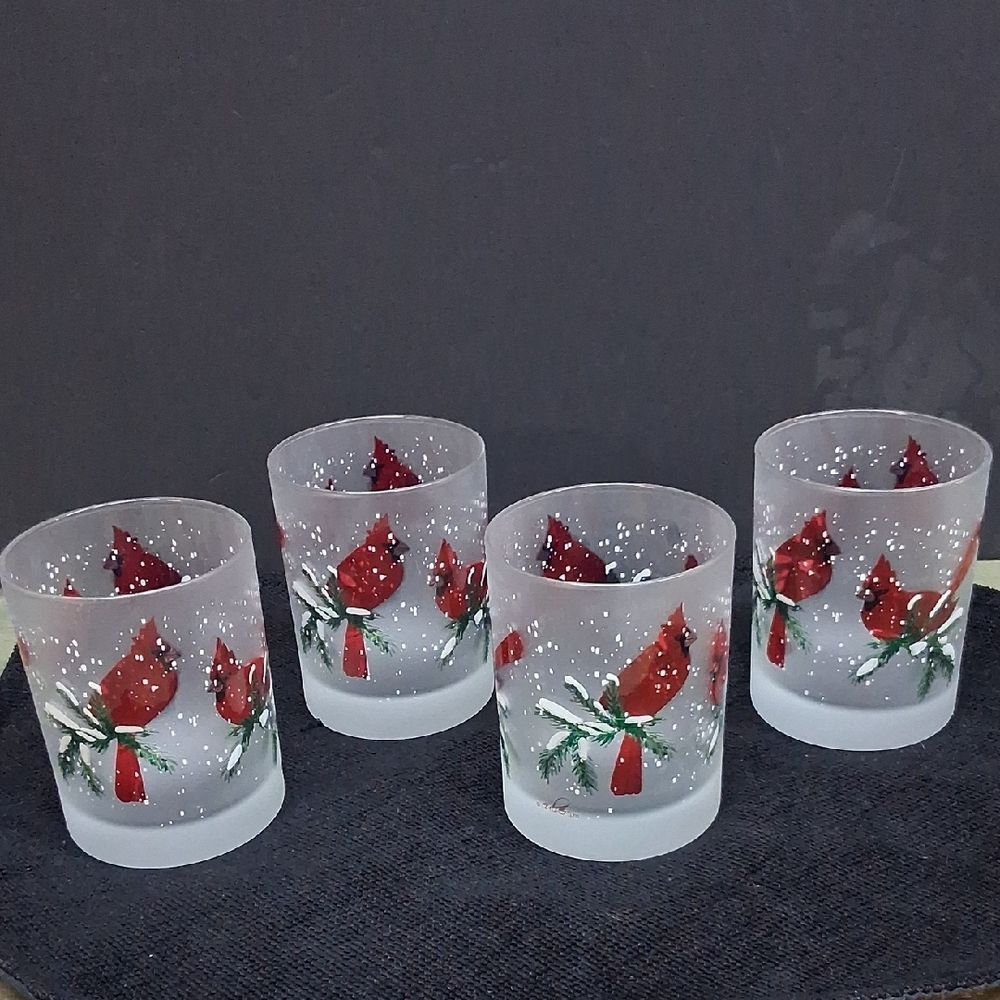 Winter Cardinals 14 oz. Whiskey Glass(Set‎ of 4)By Culver